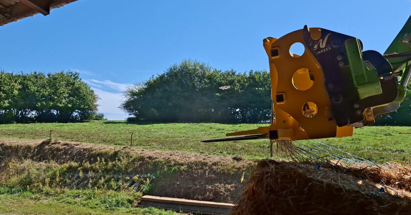 Dérouleuses-pailleuses Warzée