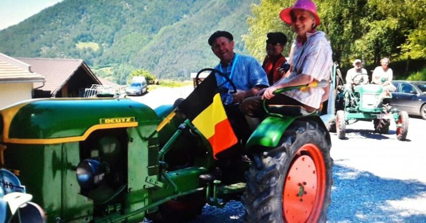 Hubert et son épouse prennent part pour la première fois à l’ascension du Mont Stelvio en tant que participants au volant d’un Deutz F1L612.